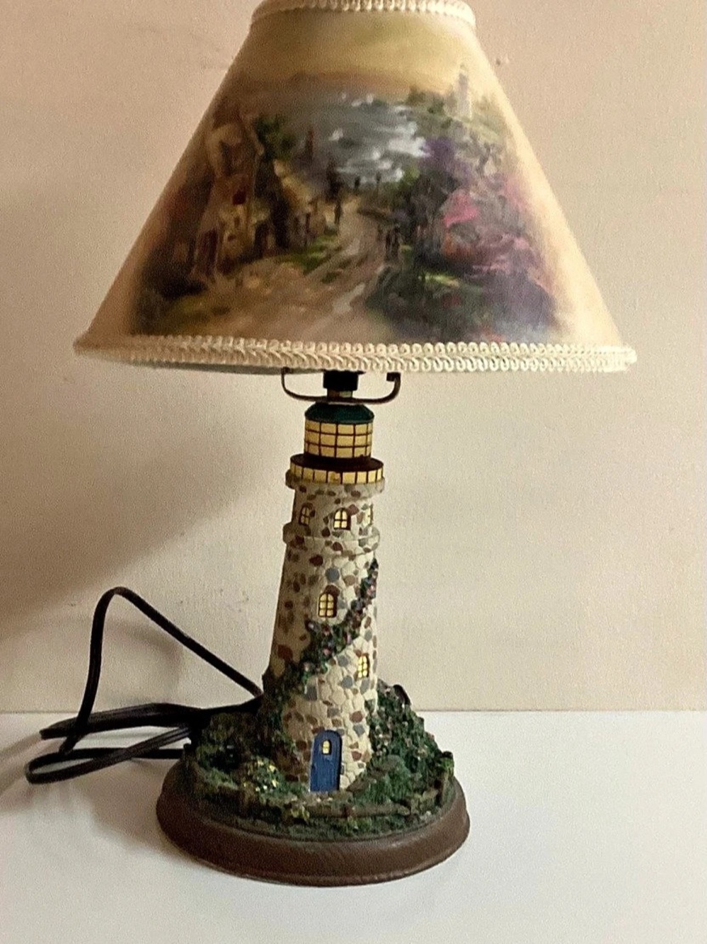 Thomas Kinkade Lamp W/ Village Lighthouse Base Artwork On Shade By The Bradford1